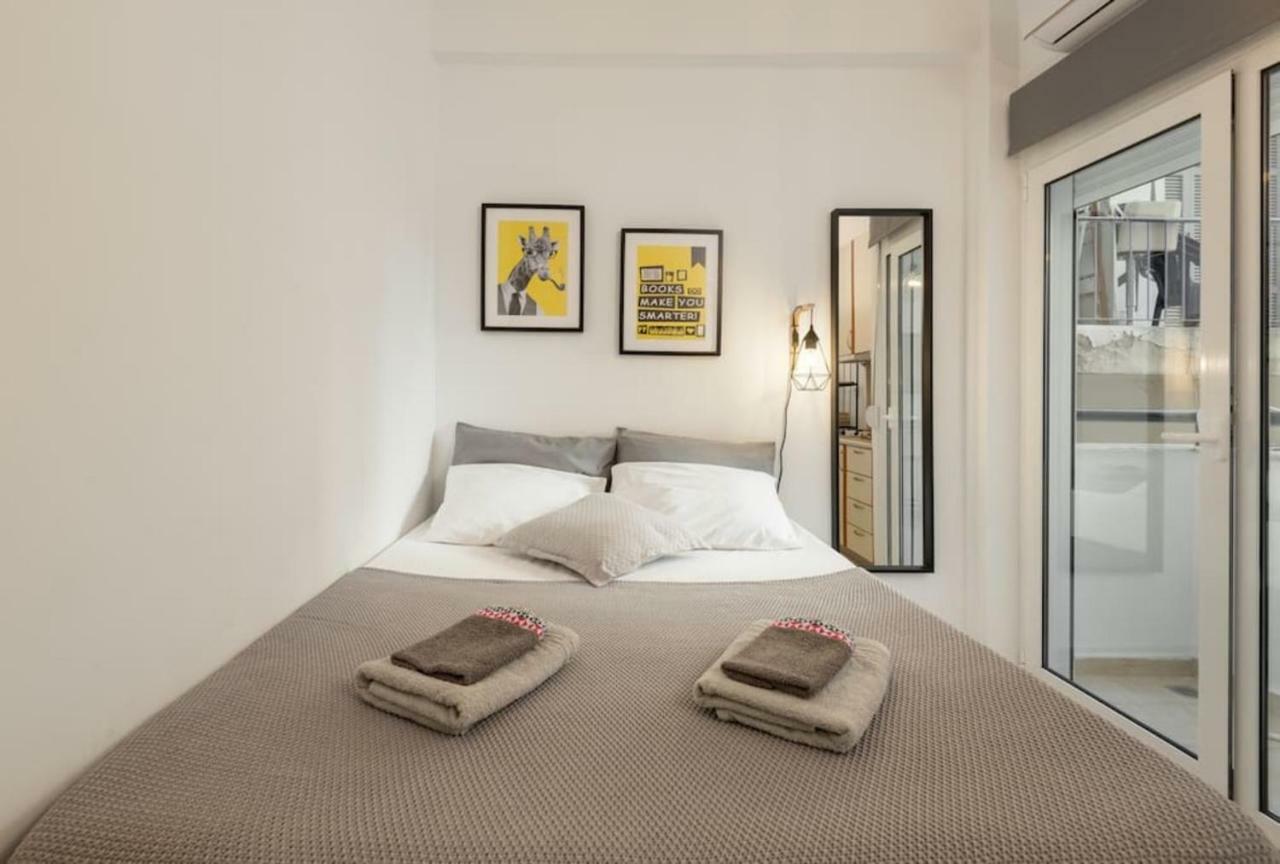 Central Studio! Fiber Wifi, Ac, Private, Self Check-In! Thessaloniki Exterior photo