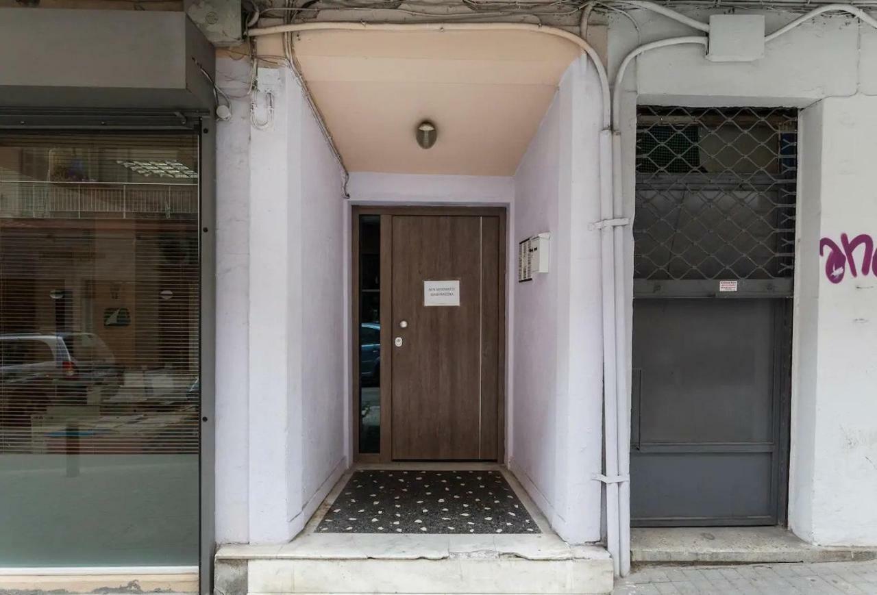 Central Studio! Fiber Wifi, Ac, Private, Self Check-In! Thessaloniki Exterior photo